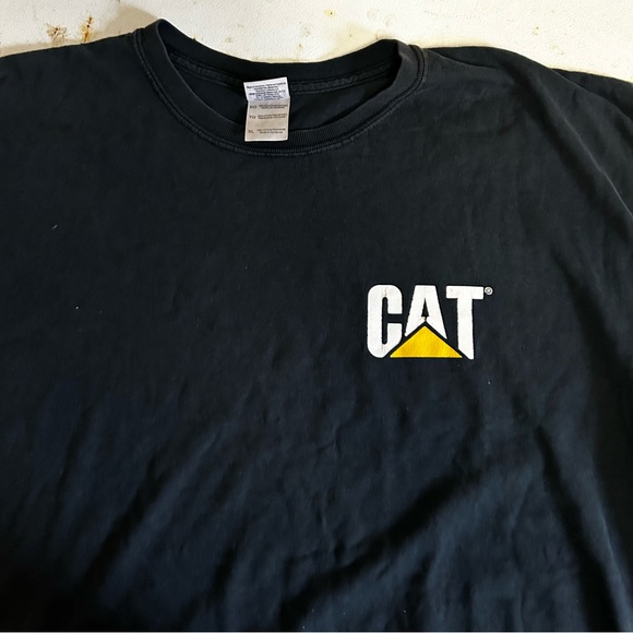 Cat T-Shirt - Picture 1 of 3